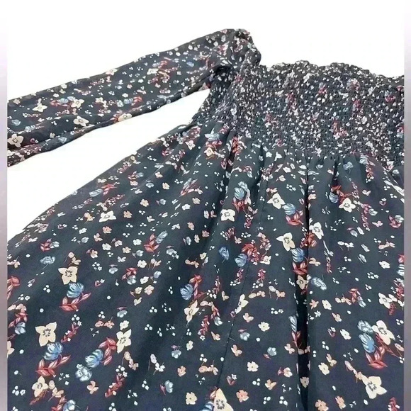 ROW.A Nordstrom Navy Blue Off the Shoulder Bell Sleeve Floral Mini Dress Size S - Picture 3 of 5